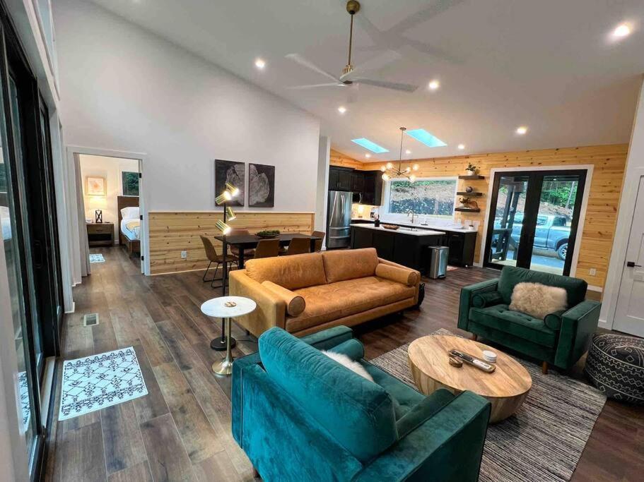 Modern Mountain Getaway With Hot Tub, Fire Pit Villa Sautee Nacoochee Eksteriør billede