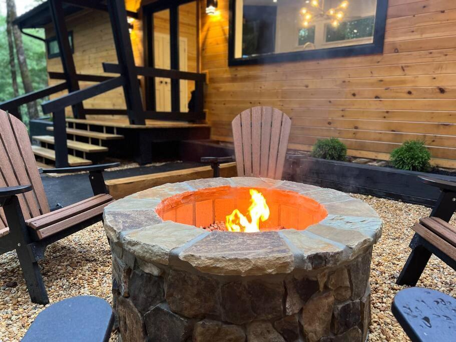 Modern Mountain Getaway With Hot Tub, Fire Pit Villa Sautee Nacoochee Eksteriør billede
