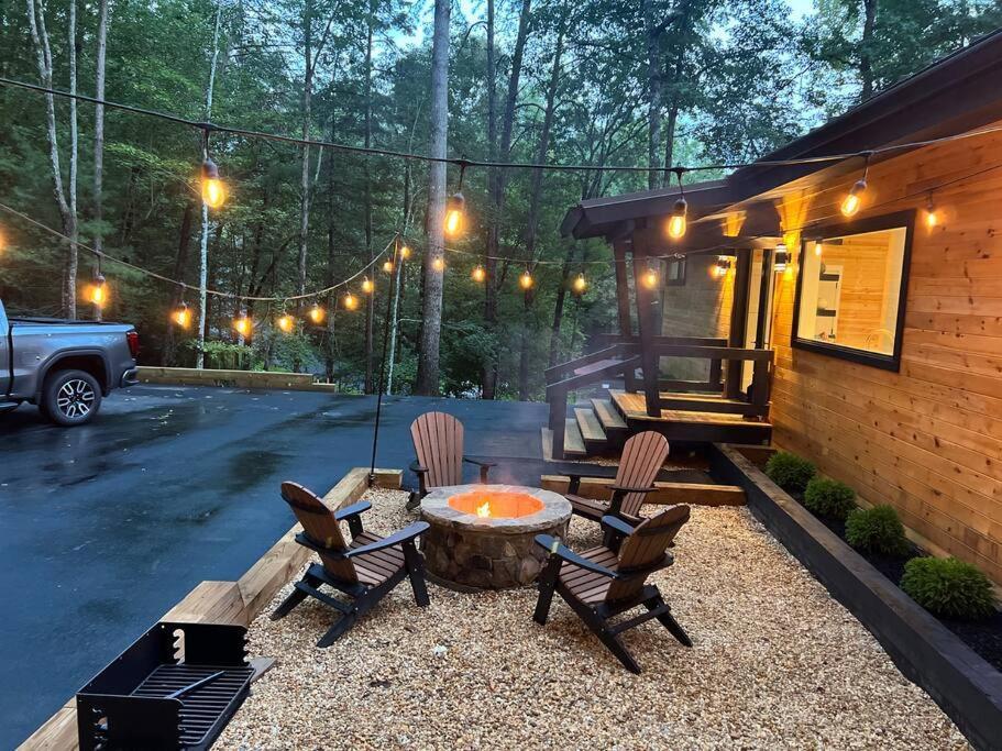 Modern Mountain Getaway With Hot Tub, Fire Pit Villa Sautee Nacoochee Eksteriør billede
